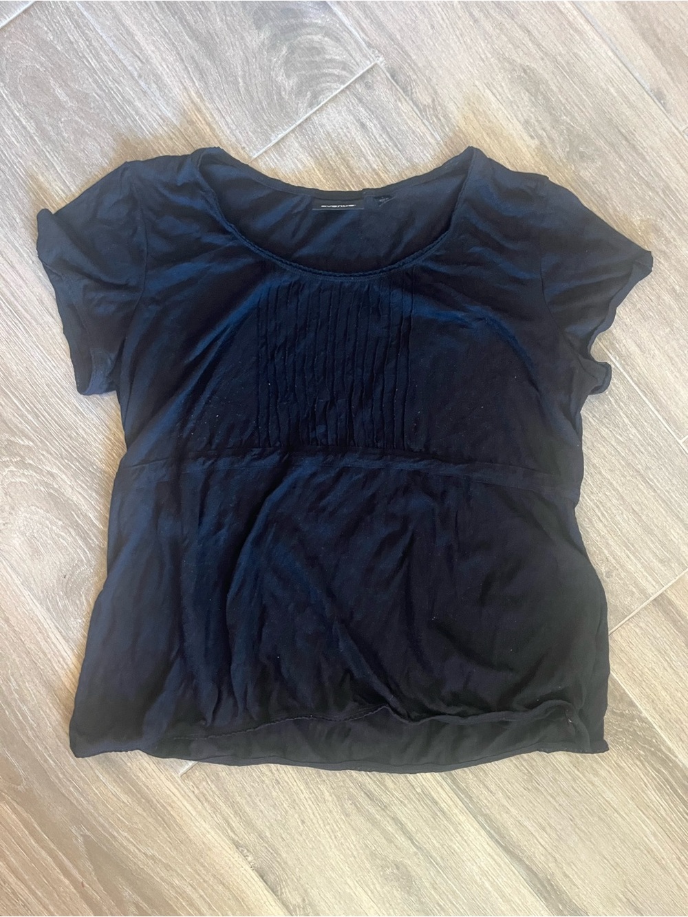 Avenue Black Short Sleeve Pintuck Front Tee